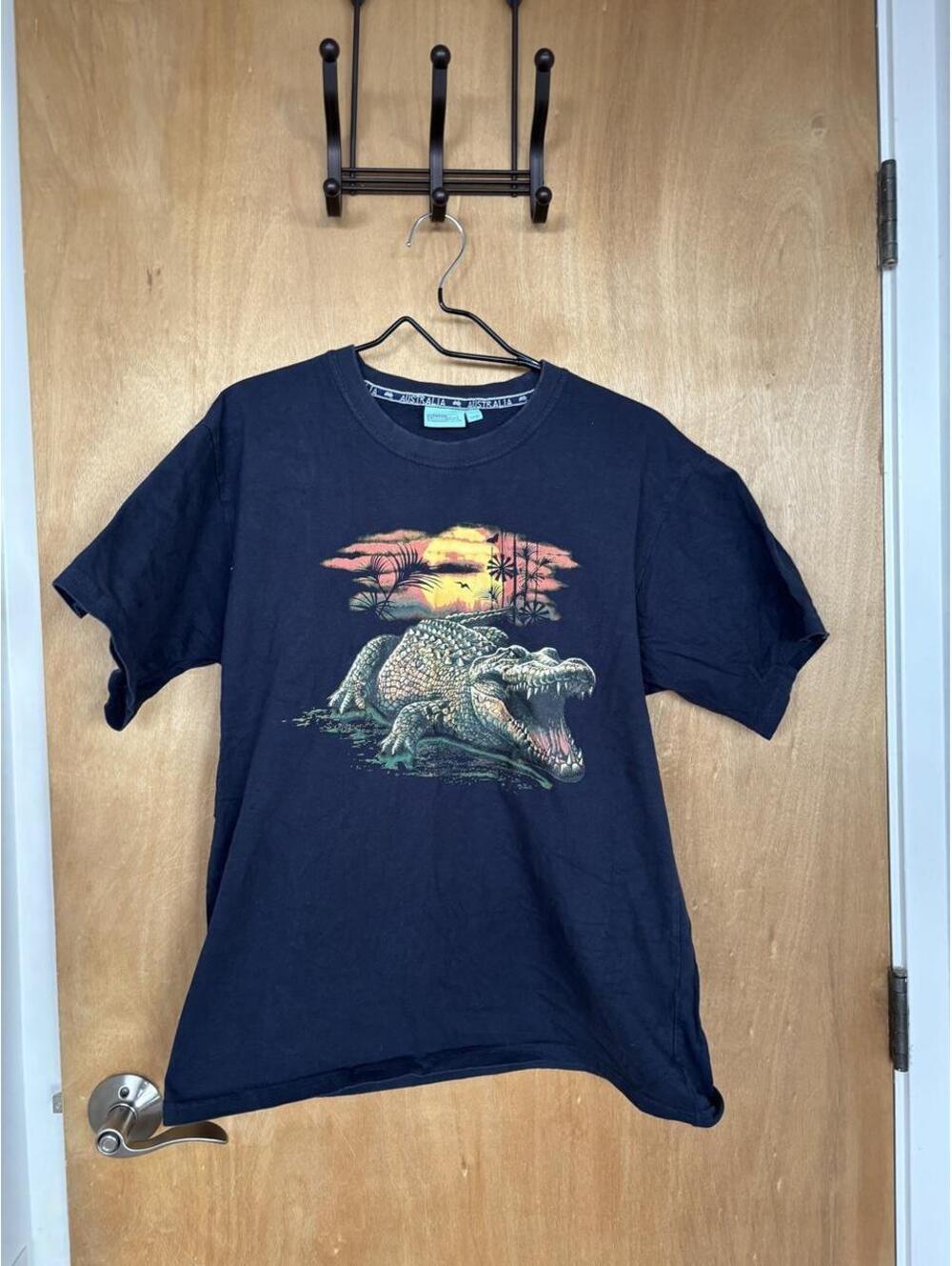 crocodile tee